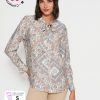 BLUSA CACHAREL ESTAMPADA CUELLO MAO CON LAZO